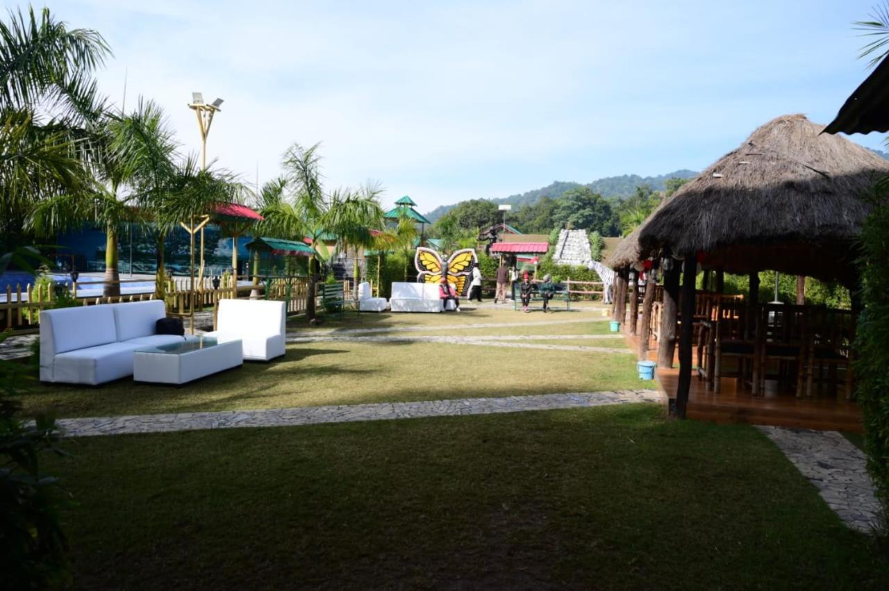 Jungle Resort Халдвані Екстер'єр фото